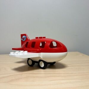 Lego Duplo MIDSIZE RED AIRPLANE for AIRPORT Complete Wheels Passenger Plane